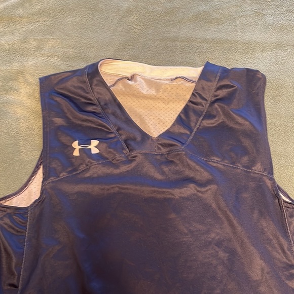 Under Armour Solid Navy Blue Athletic Jersey - 1 M and 1 L - Picture 3 of 6